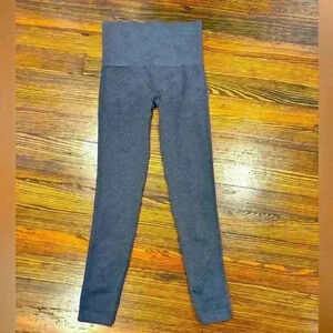 Spanx grey Look at me now leggings size medium